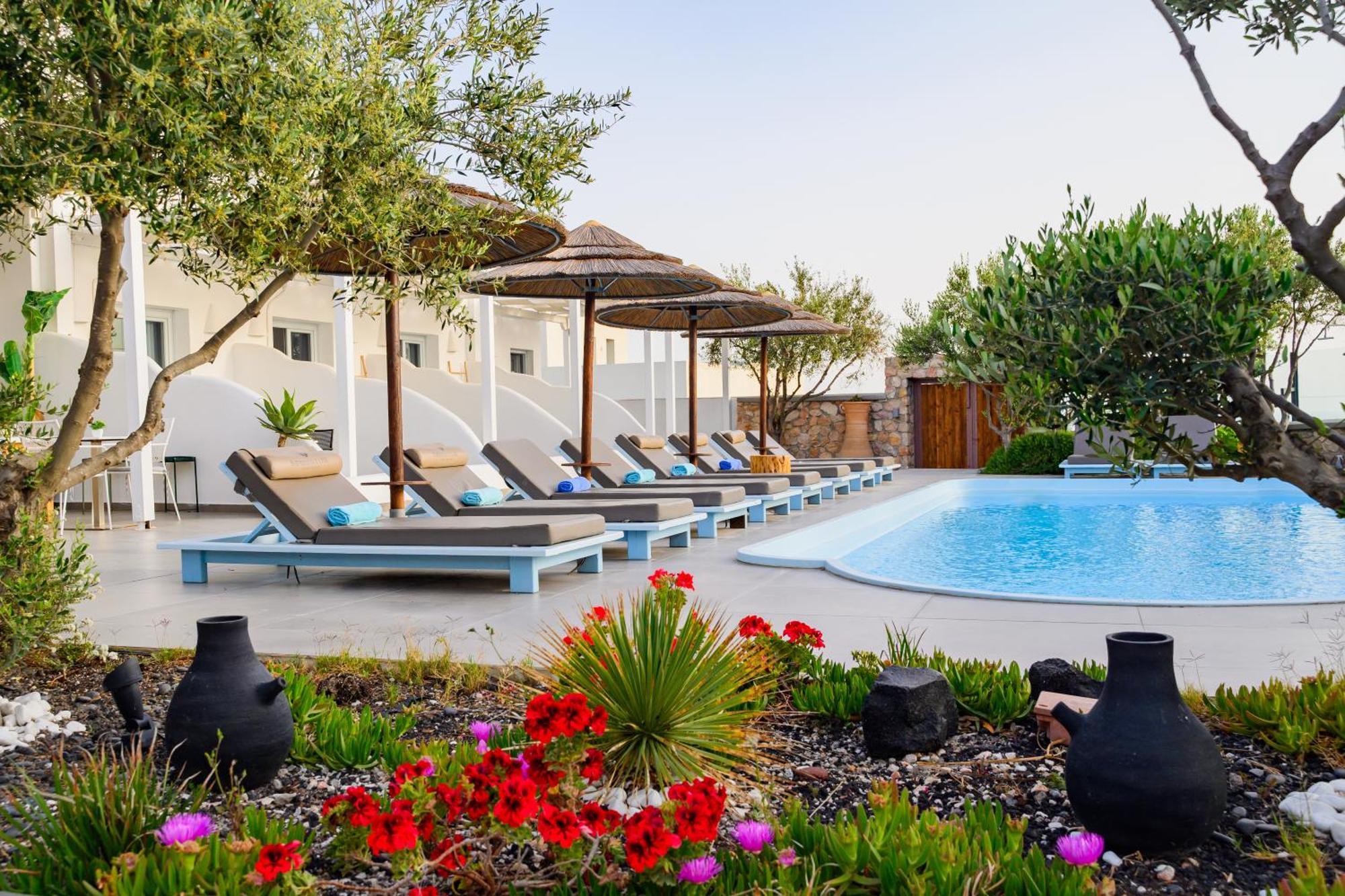 Impressive One Hotel Ormos Athinios Exterior foto
